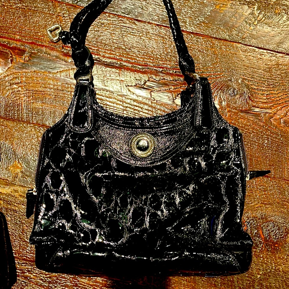 Brighten handbag very good condition